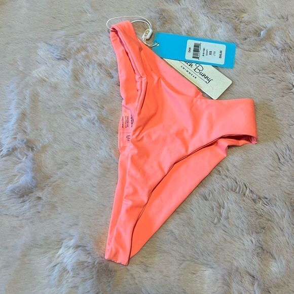 Beach Bunny DANI Skimpy Bottom.. - Picture 2 of 6